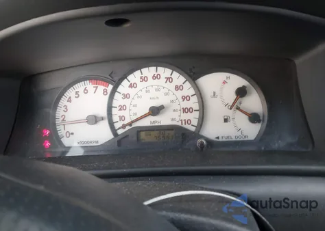 2004 Toyota Corolla S z USA, uszkodzony, nr VIN 2T1BR32E64C304406